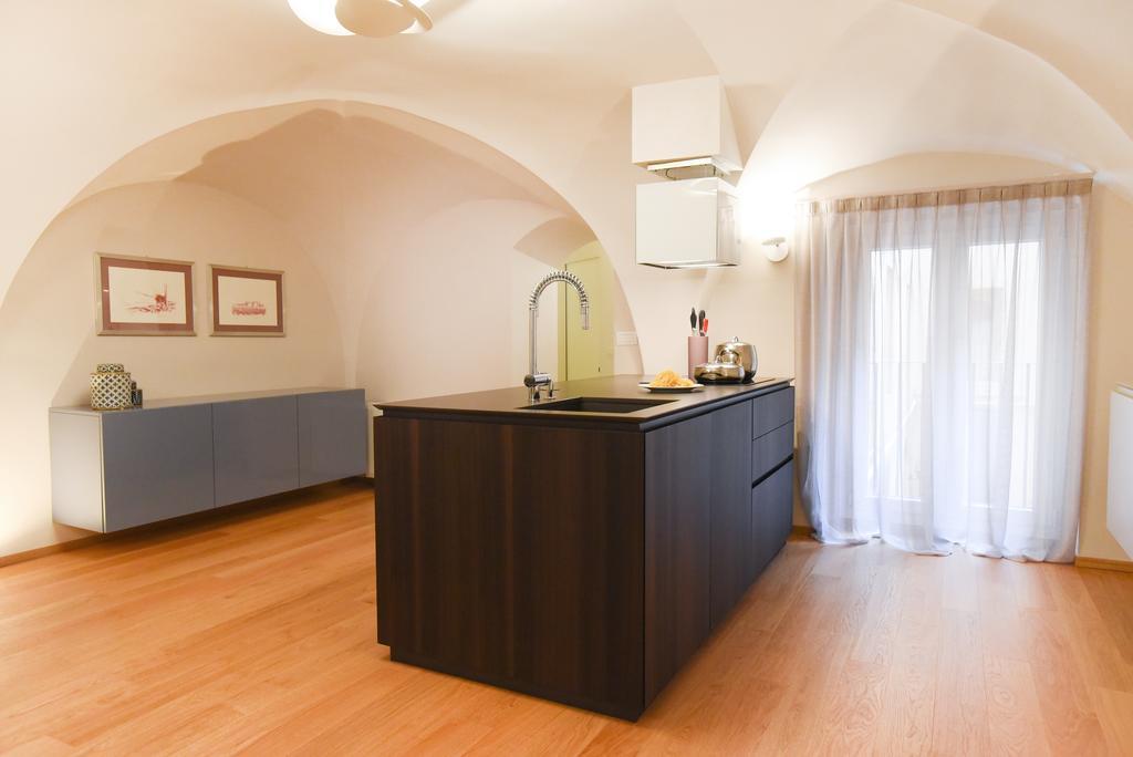 Flatinbo Apartments - Santo Stefano Болонья Екстер'єр фото